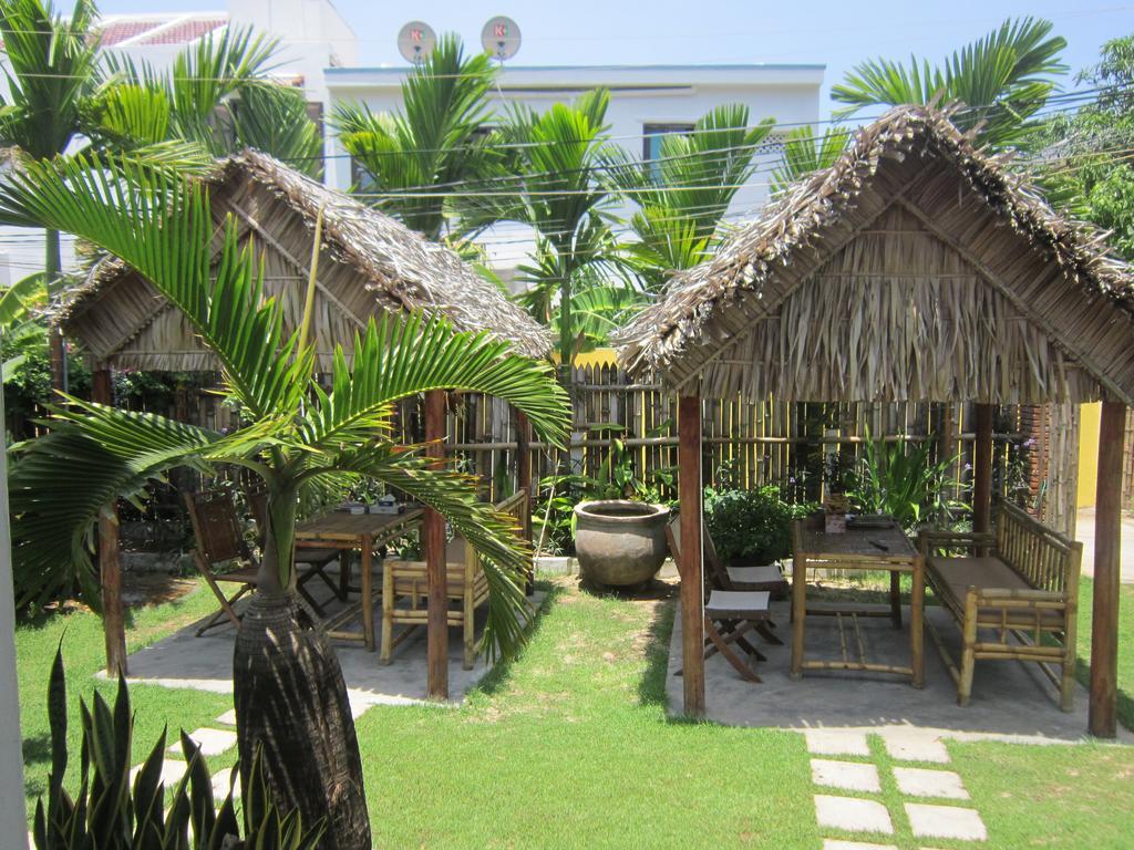 Local Beach Homestay Hoi An Exterior photo