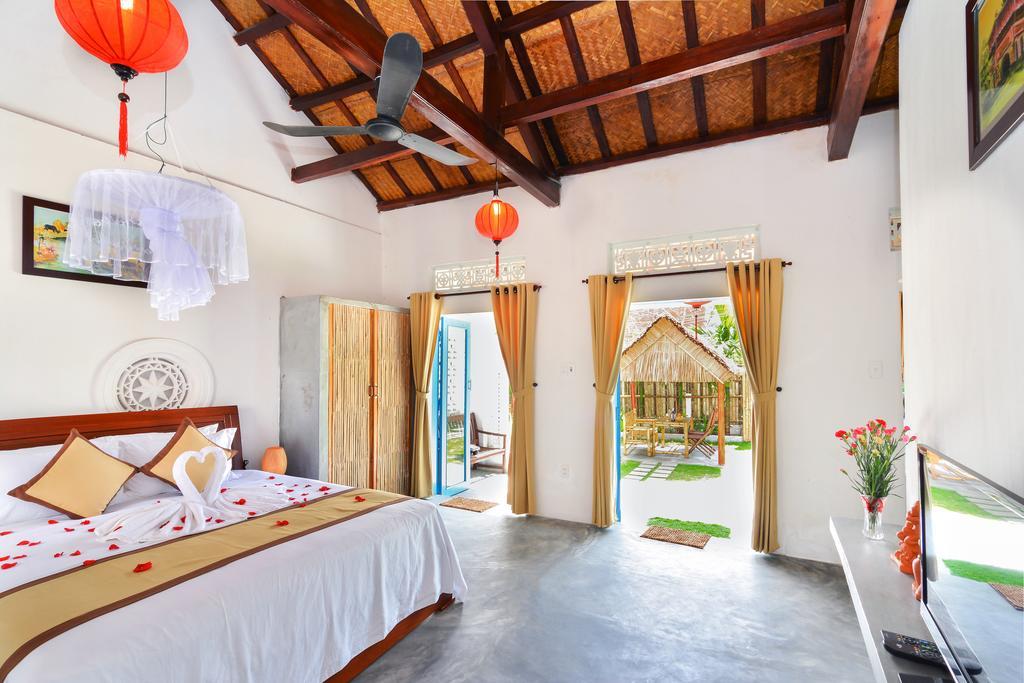 Local Beach Homestay Hoi An Room photo