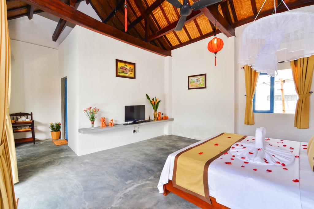 Local Beach Homestay Hoi An Exterior photo